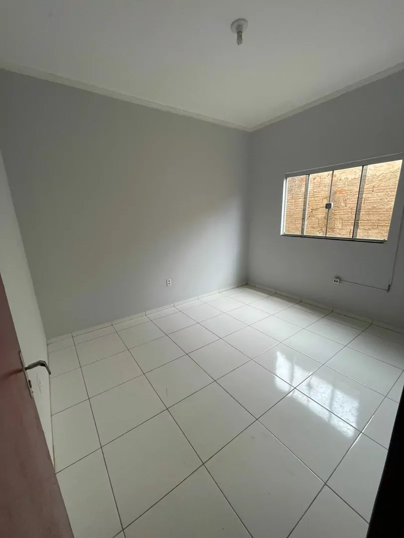 Vendo casa no setor Tropical Palmas em Porto Nacional-TO — Miniatura 5