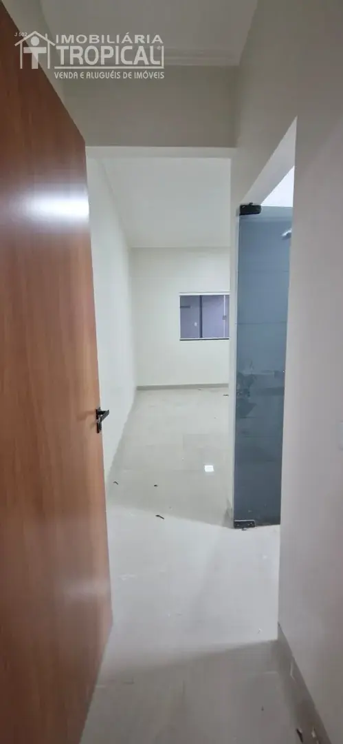 Aluga-se casa bem localizada no setor Jd. Aeroporto em Porto Nacional-To. — Miniatura 8
