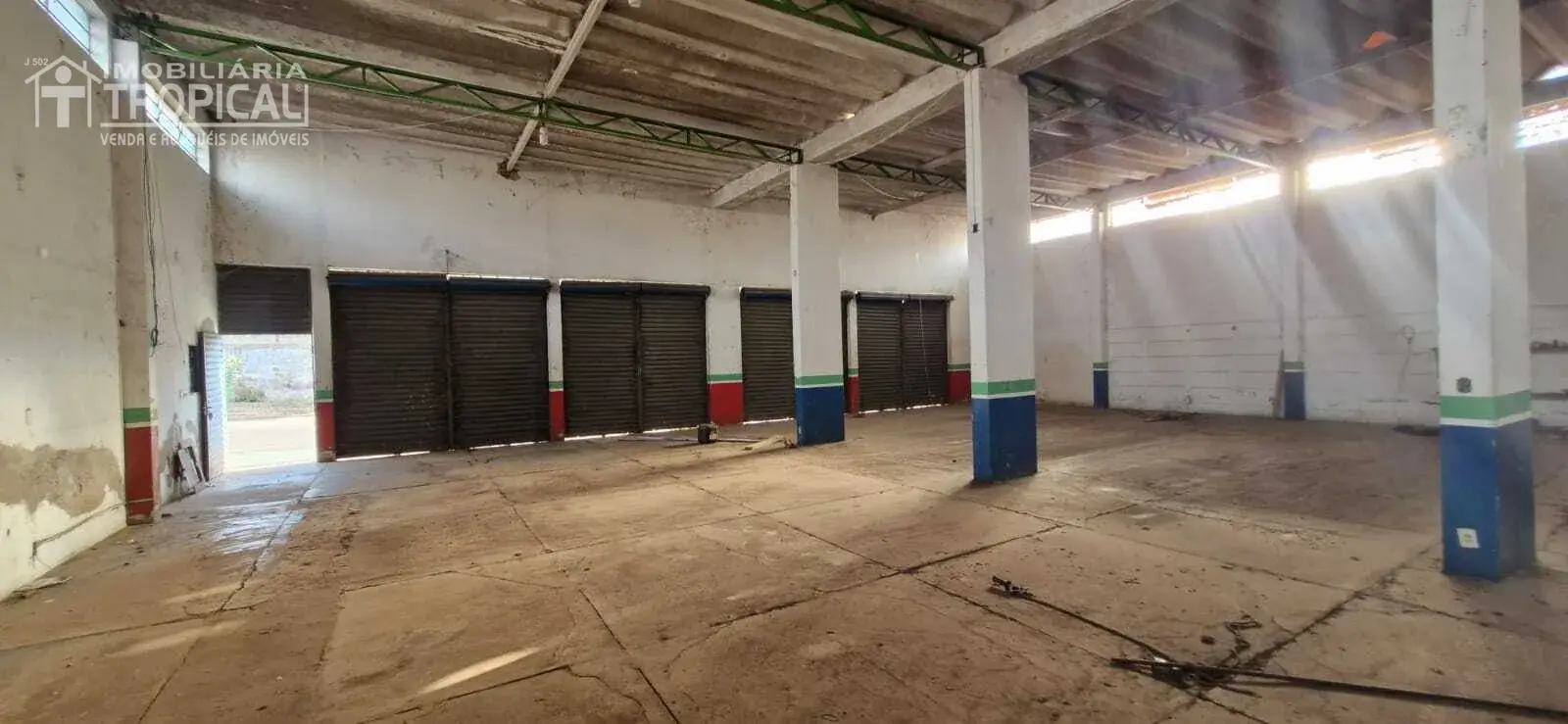 Aluga-se galpão bem localizado no centro de Porto Nacional — Miniatura 5