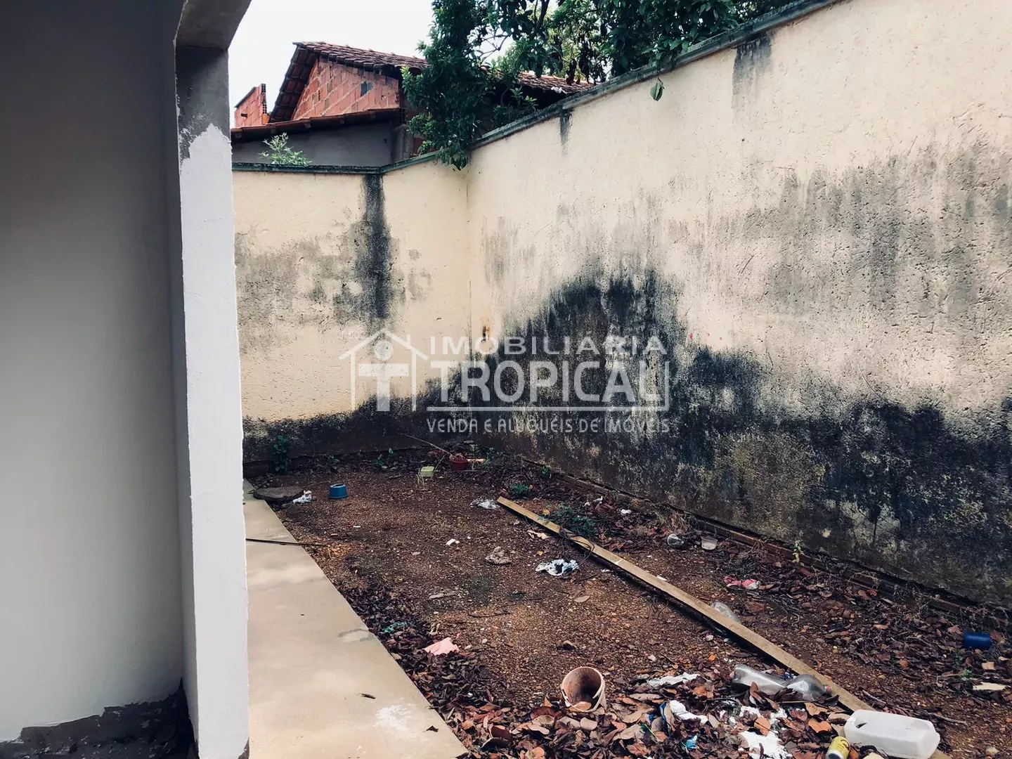 Vende-se casa inacabada bem localizada em Porto Nacional-To. — Miniatura 19