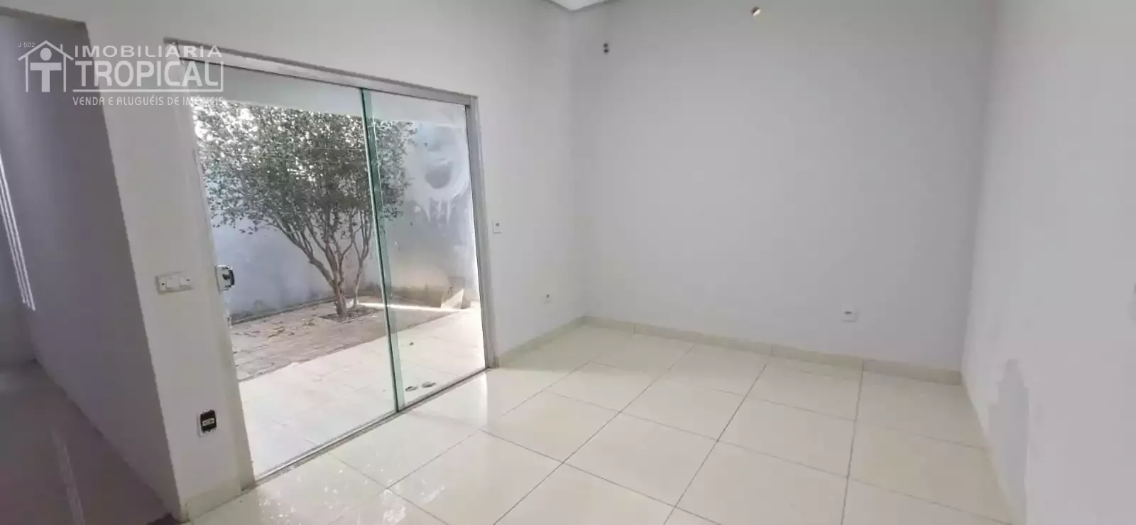 Aluga-se casa com piscina no setor Nova Capital em Porto Nacional-To. — Miniatura 20