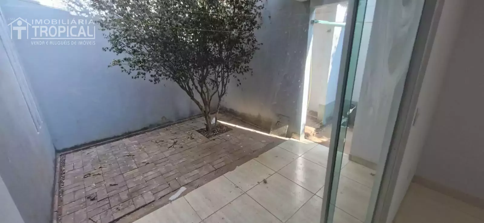Aluga-se casa com piscina no setor Nova Capital em Porto Nacional-To. — Miniatura 23