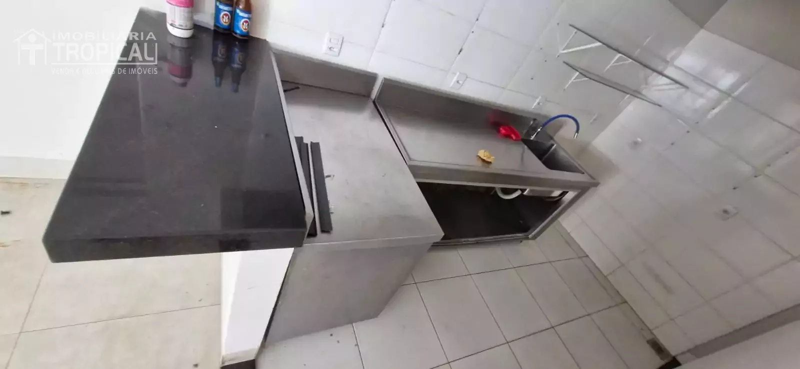Aluga-se ponto comercial bem localizado no centro de Porto Naconal-To. — Miniatura 15