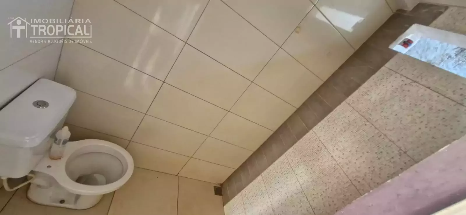 Aluga-se casa com piscina no setor Nova Capital em Porto Nacional-To. — Miniatura 11
