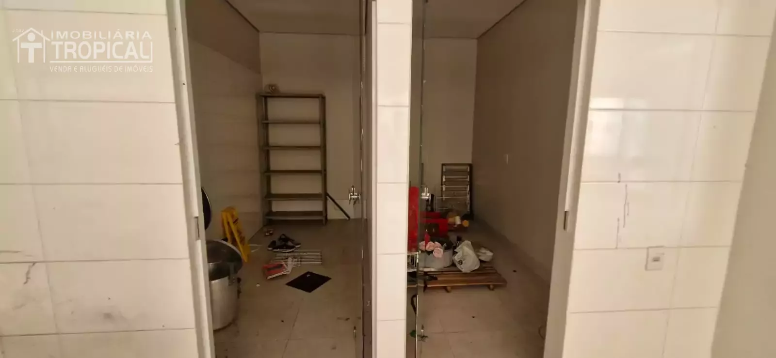 Aluga-se ponto comercial bem localizado no centro de Porto Naconal-To. — Miniatura 22