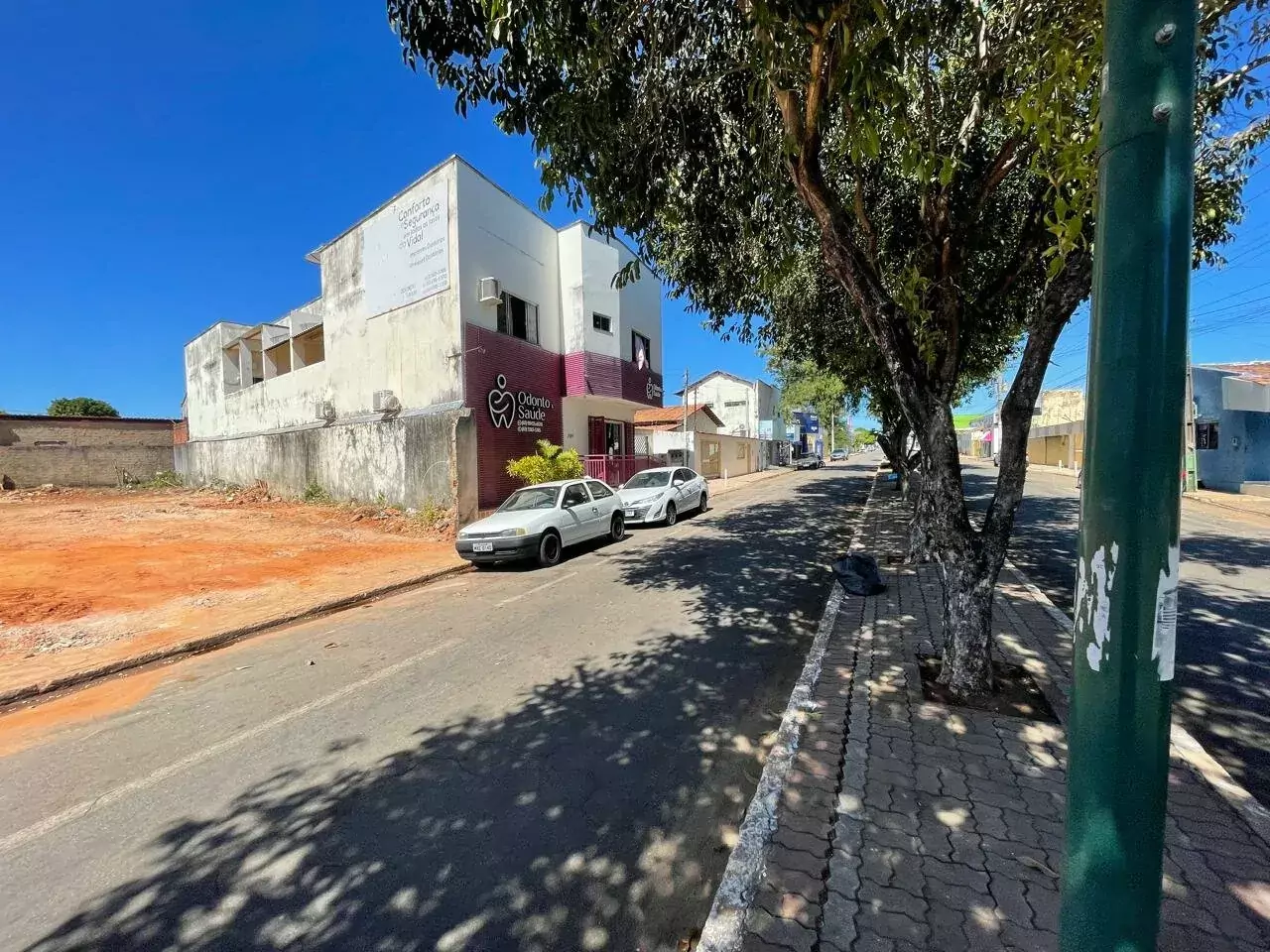 Vendo LOTE com area total 540,00m², no Centro de Porto Nacional-TO — Miniatura 4