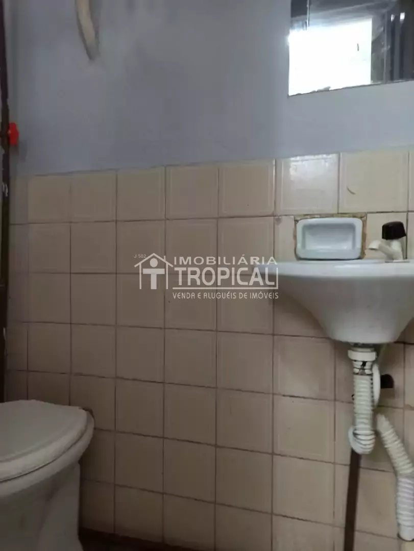 Aluga-se ponto comercial no setor Jd Querido em Porto Nacional-To. — Miniatura 4