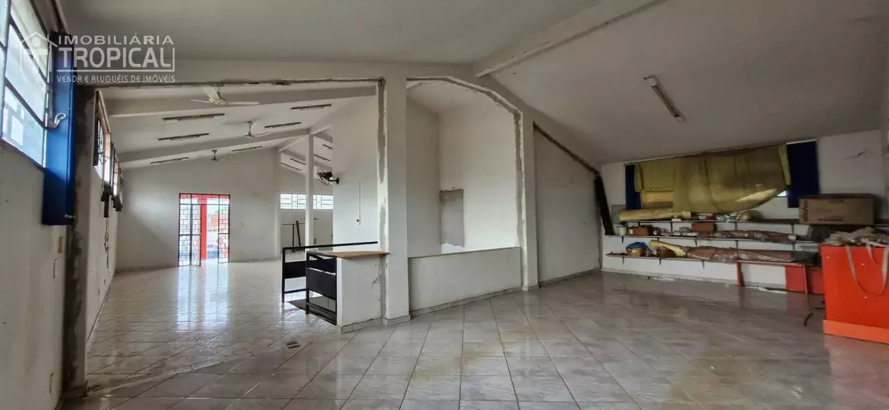 Aluga-se ponto comercia de esquina  bem localizado em Porto Nacional-To. — Miniatura 11