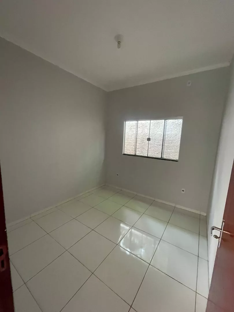 Vendo casa no setor Tropical Palmas em Porto Nacional-TO — Miniatura 6