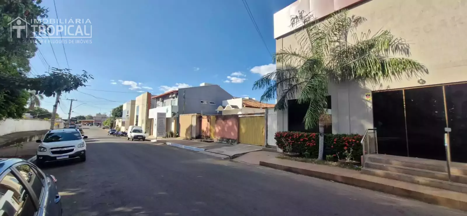 Aluga-se ponto comercial bem localizado no centro de Porto Naconal-To. — Miniatura 3
