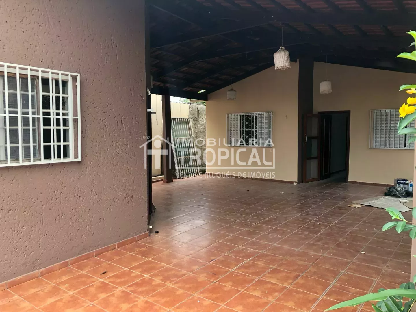 Casa à Venda na Pracinha das Mães, Bairro Centro, Bem Localizado em Porto Nacional-TO — Miniatura 9