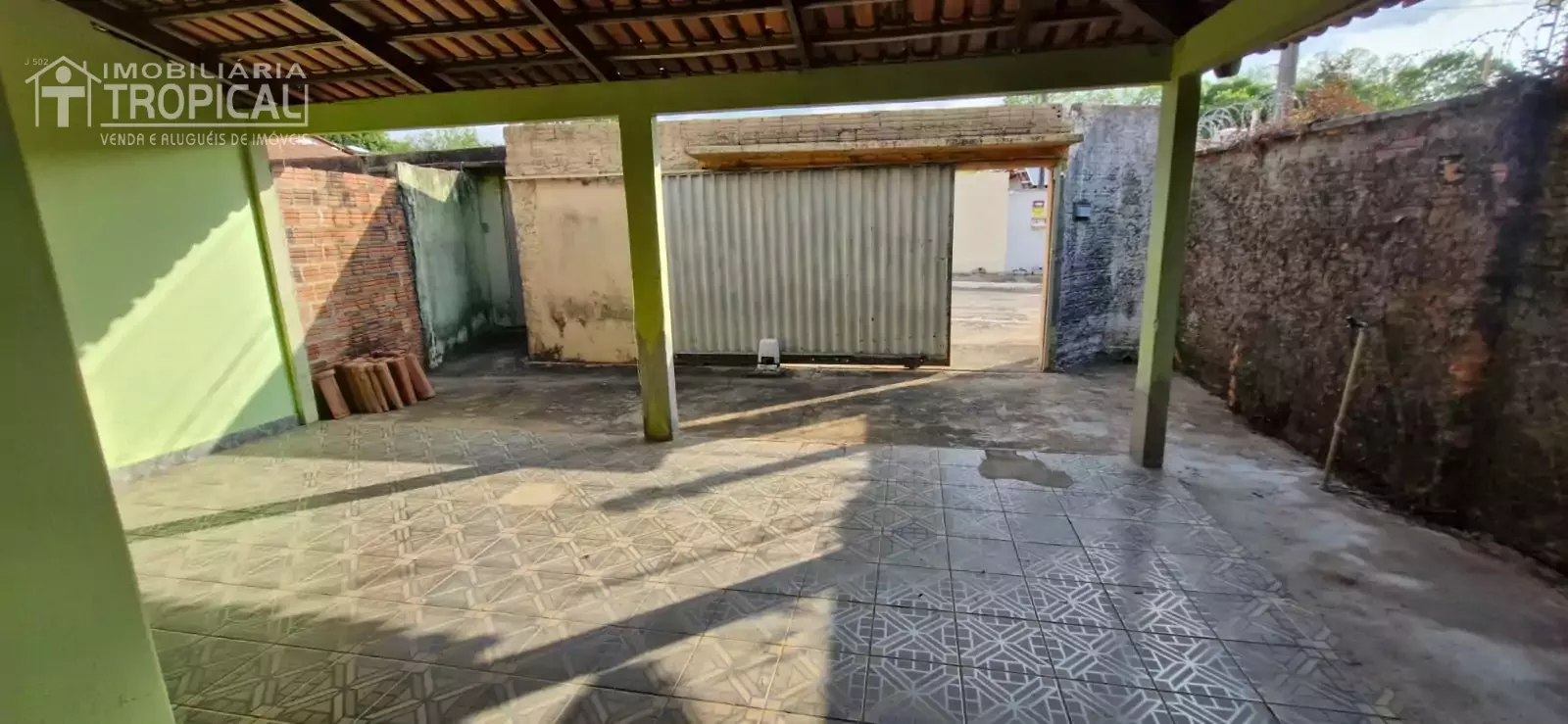 Vende-se casa bem localizada no setor Aeroporto em Porto Nacional-To. — Miniatura 6