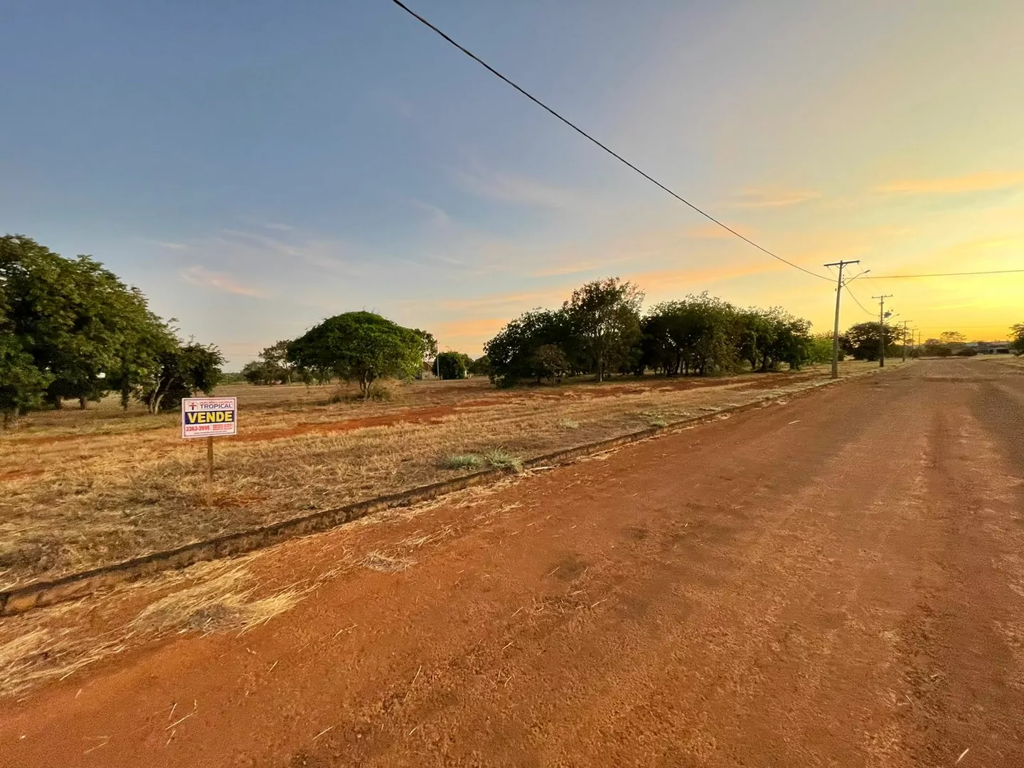 VENDO LOTE RESIDENCIAL DE 600 M2 NO SETOR UNIVERSITARIO EM PORTO NACIONAL-TO — Miniatura 3
