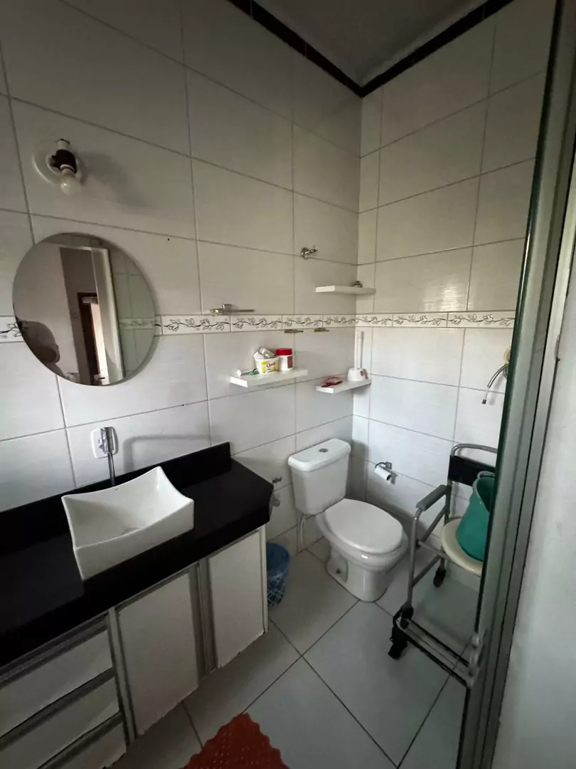 Vendo casa de alto Padrao localizada no setor nova capital em Porto Naional-TO. — Miniatura 8
