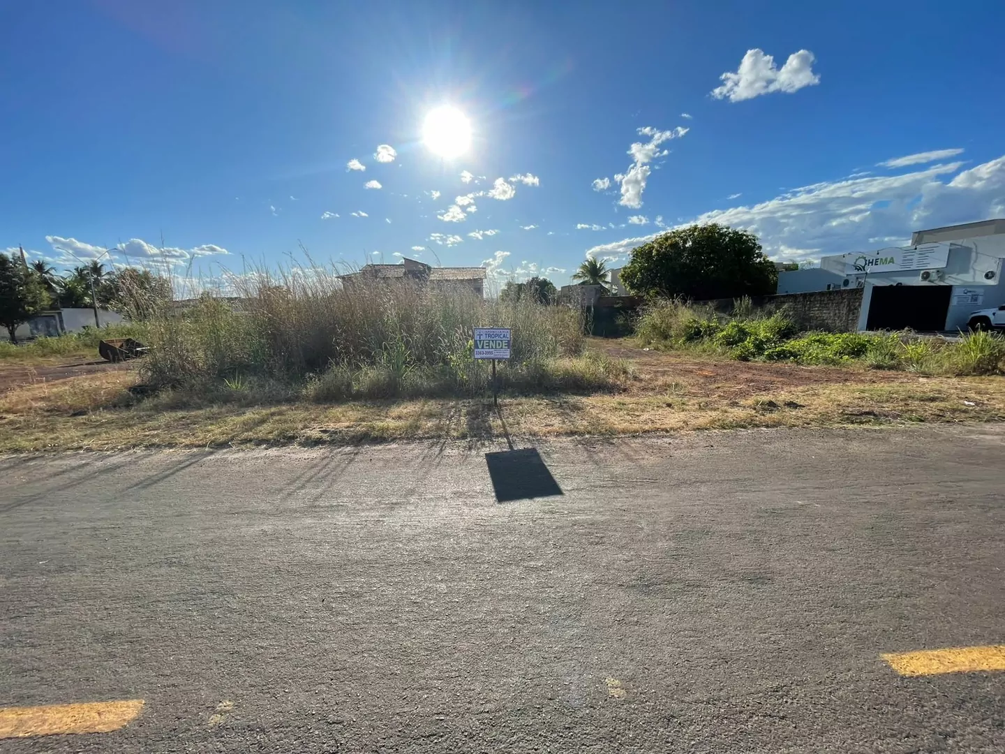 Lote contra  Esquina com 600m no setor Aeroporto em Porto Nacional-TO — Miniatura 3