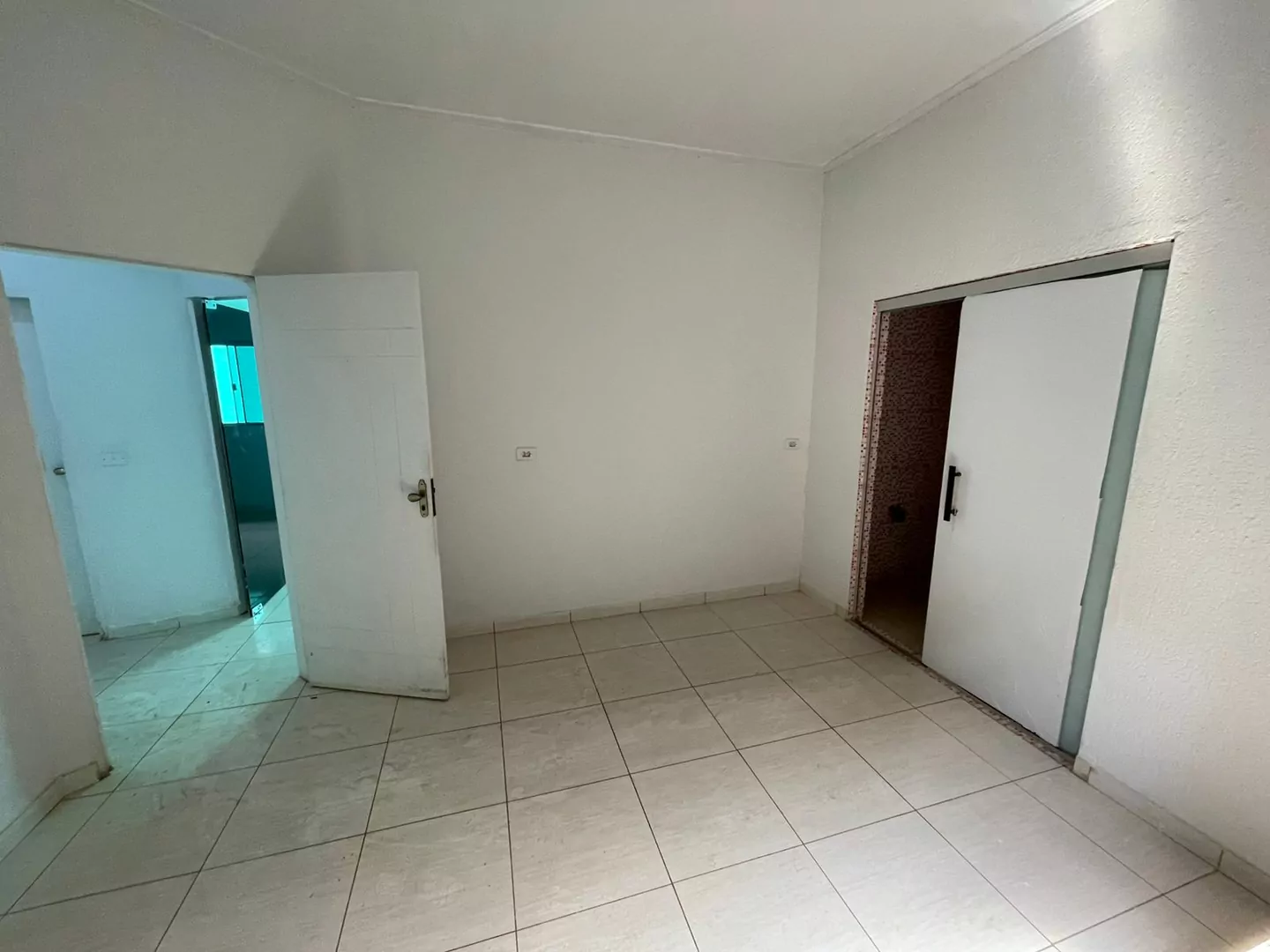 Vendo casa com Piscina no setor jardim America  em Porto Nacional-TO. — Miniatura 13