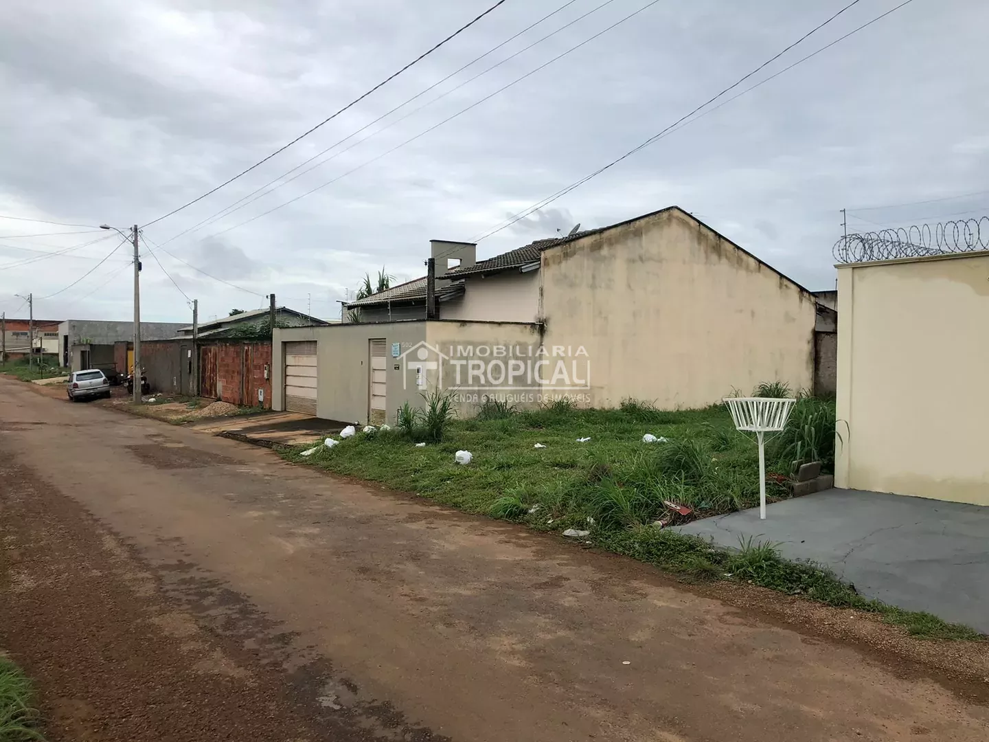 Aluga-se casa no setor Jd. América em Porto Nacional-To. — Miniatura 3