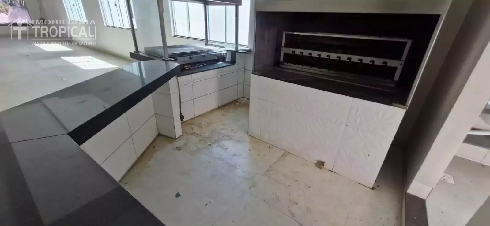 Aluga-se ponto comercial bem localizado no centro de Porto Naconal-To. — Miniatura 16