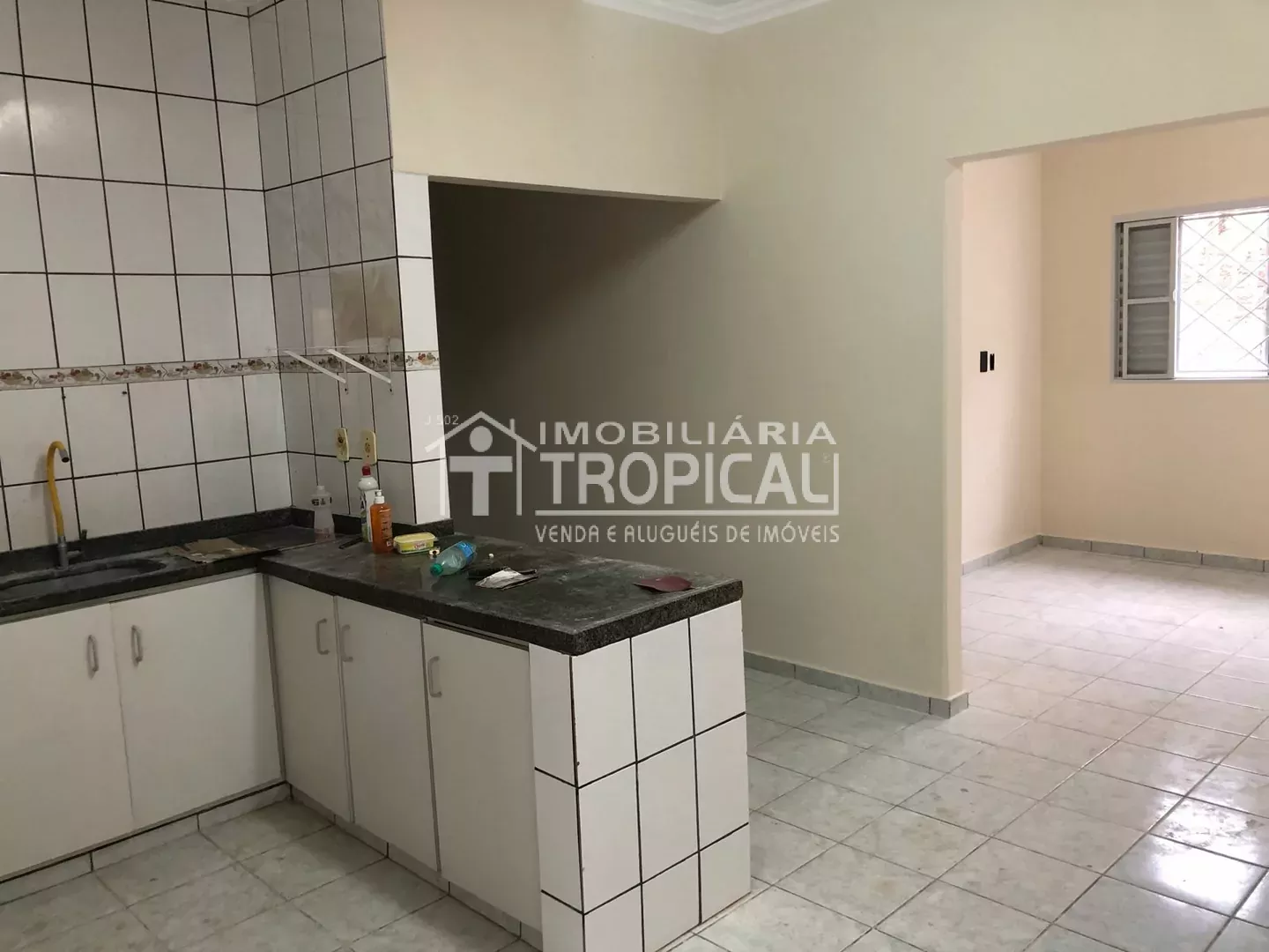 Casa à Venda na Pracinha das Mães, Bairro Centro, Bem Localizado em Porto Nacional-TO — Miniatura 23