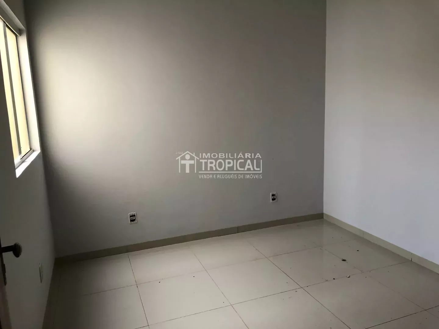 Aluga-se casa no setor Jd. América em Porto Nacional-To. — Miniatura 14