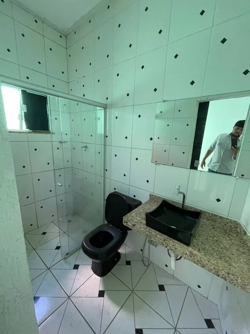 Vendo casa com Piscina no setor jardim America  em Porto Nacional-TO. — Miniatura 12