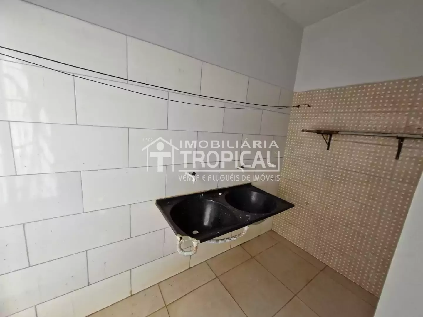 Aluga-se casa no setor Ype perto da faculdade em Porto Nacional-To — Miniatura 8