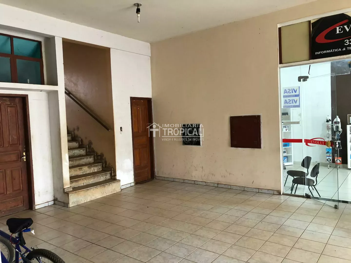 Vende-se sala comercial no Shopping Center Wanda Cristina em Porto Nacional-TO. — Miniatura 5