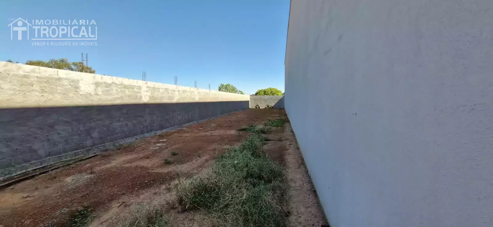 Aluga-se um galpão no anel viário em frente ao Forum de Porto Nacional-To. — Miniatura 16