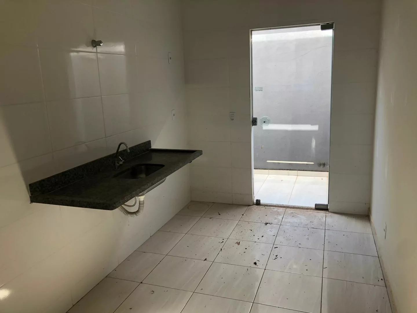 Aluga-se apt. no Residencial H.M Diniz no setor Ype em Porto Nacional-To — Miniatura 9