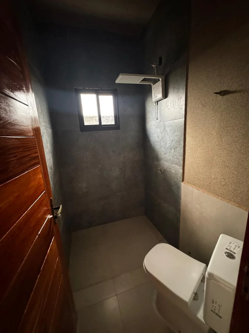 Vendo casa de alto Padrao, Localizada no setor das Mansoes em Porto Nacional-TO — Miniatura 13