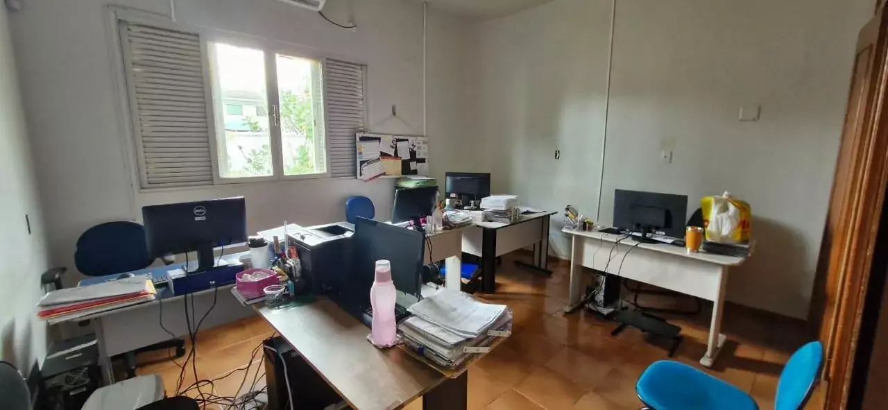 Vendo CASA com area Total; 1200,00m², Setor Aeroporto, Porto Nacional-TO — Miniatura 17