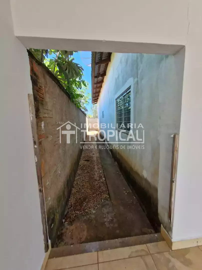 Aluga-se casa no setor Ype perto da faculdade em Porto Nacional-To — Miniatura 16