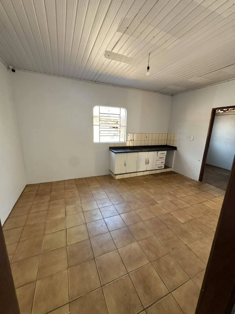 Aluga-se casa bem localizada no  setor Jardim  Brasília em Porto Nacional-To — Miniatura 12