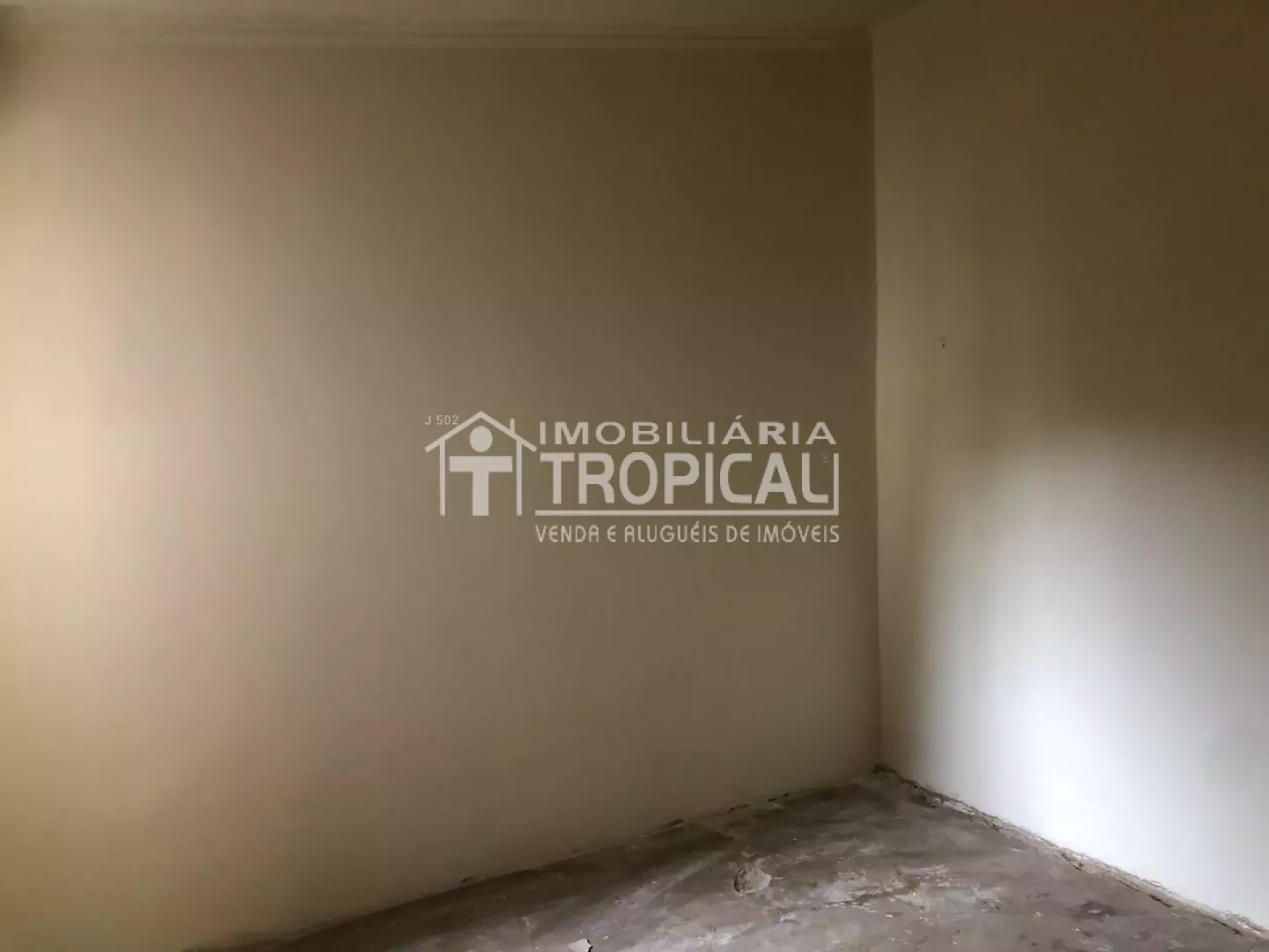 Casa à Venda na Pracinha das Mães, Bairro Centro, Bem Localizado em Porto Nacional-TO — Miniatura 26