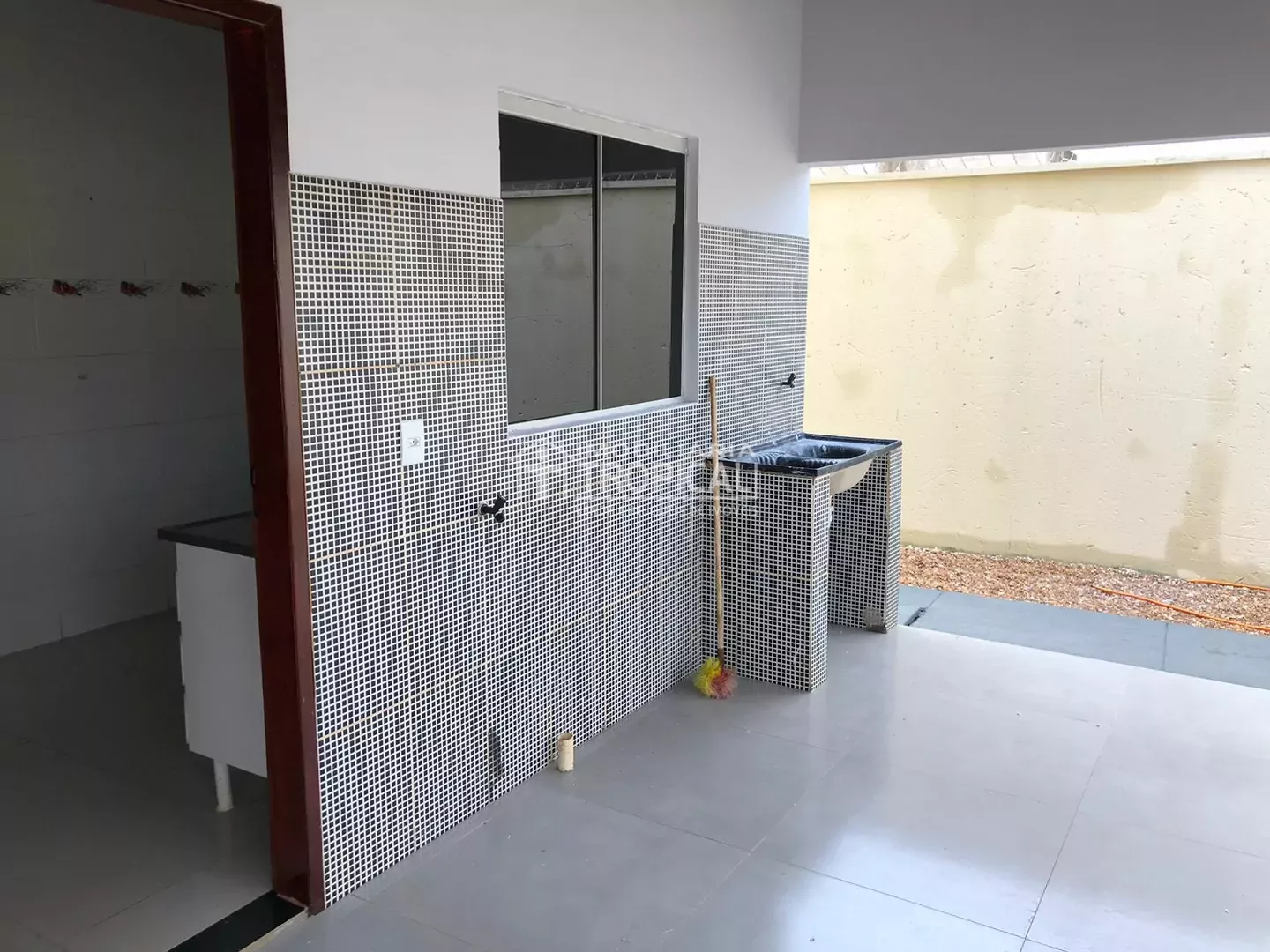 Aluga-se casa no setor Jd. América em Porto Nacional-To. — Miniatura 20