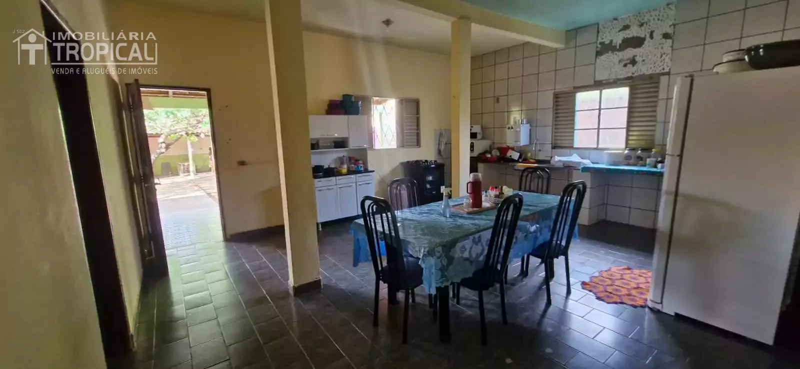 Vende-se casa bem localizada no setor Aeroporto em Porto Nacional-To. — Miniatura 16
