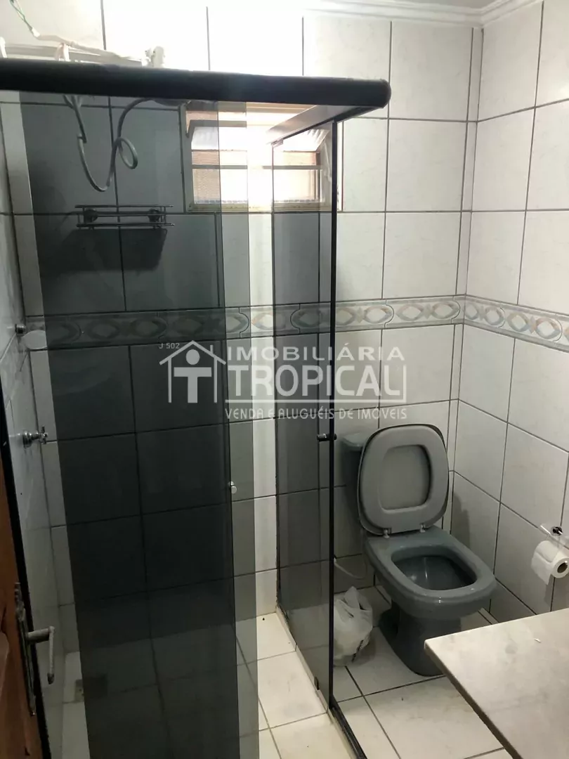 Casa à Venda na Pracinha das Mães, Bairro Centro, Bem Localizado em Porto Nacional-TO — Miniatura 19