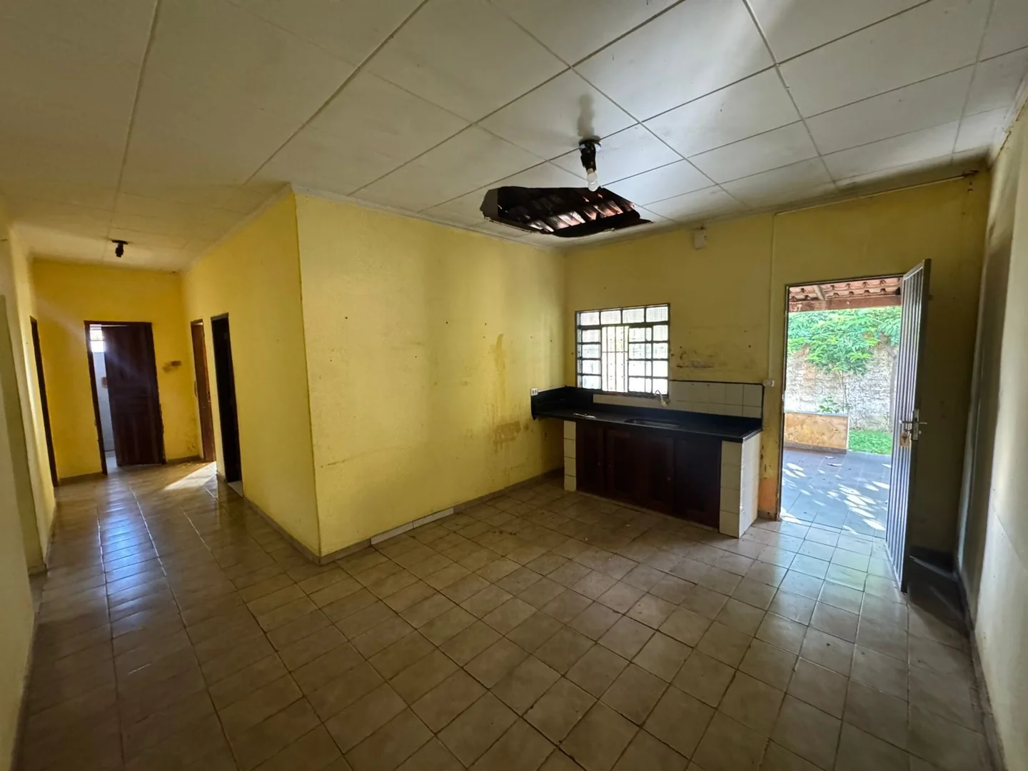 Vendo casa bem localizada no setor Umuarama em Porto Nacional-TO. — Miniatura 5