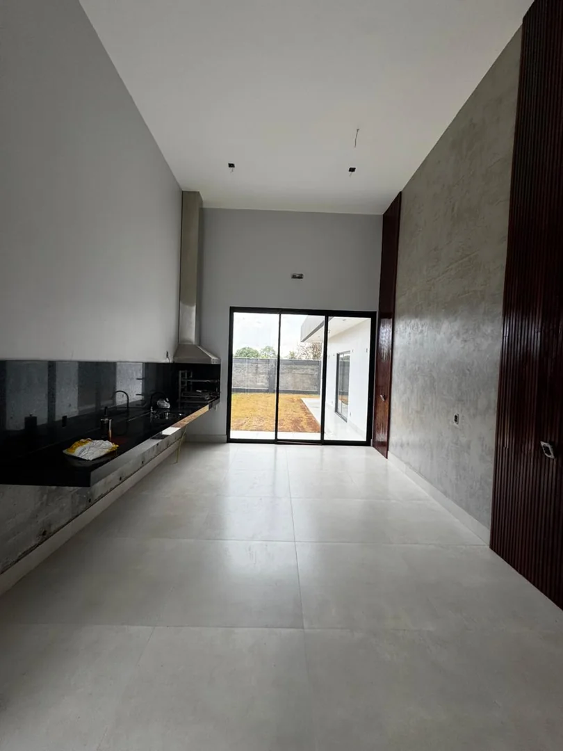 Vendo casa de alto Padrao, Localizada no setor das Mansoes em Porto Nacional-TO — Miniatura 6
