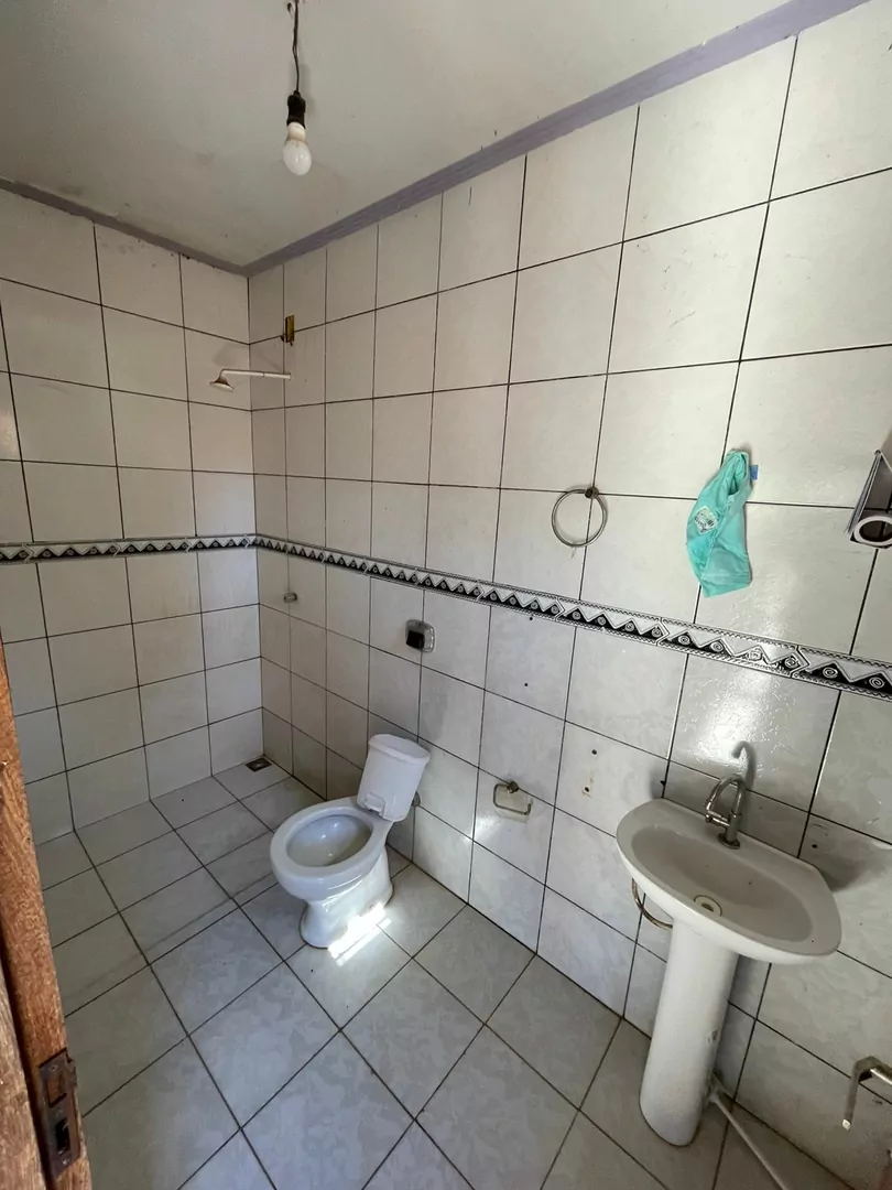 Vendo casa  situado na Rua F 03, Setor Fama, Porto Nacional-TO — Miniatura 13