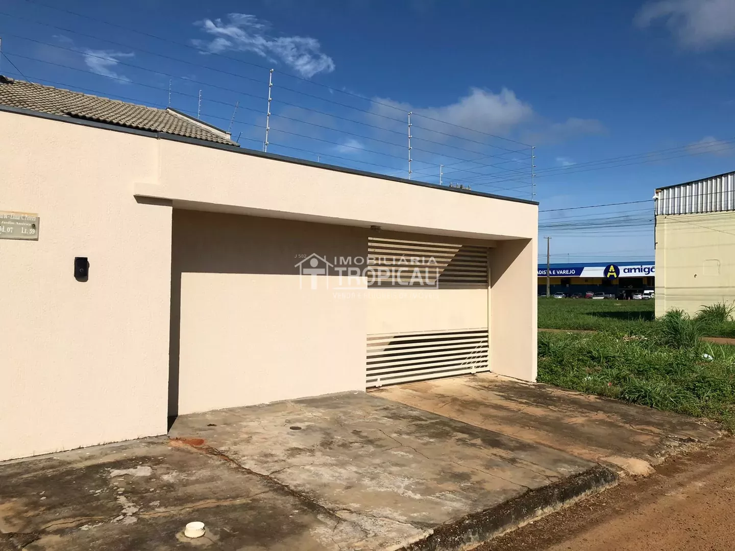 Casa a venda bem localizada no Jd América em Porto Nacional-To. — Miniatura 2