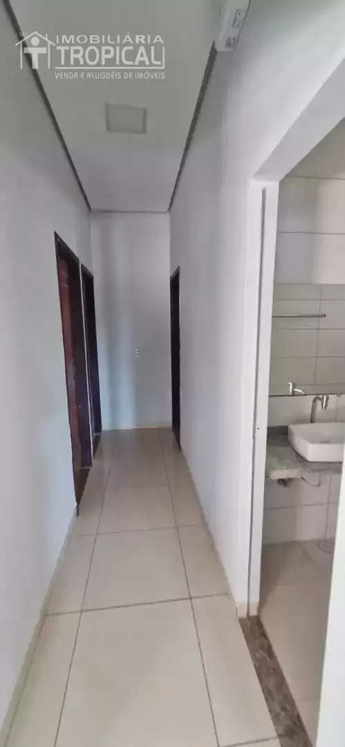 Aluga-se casa com piscina no setor Nova Capital em Porto Nacional-To. — Miniatura 16
