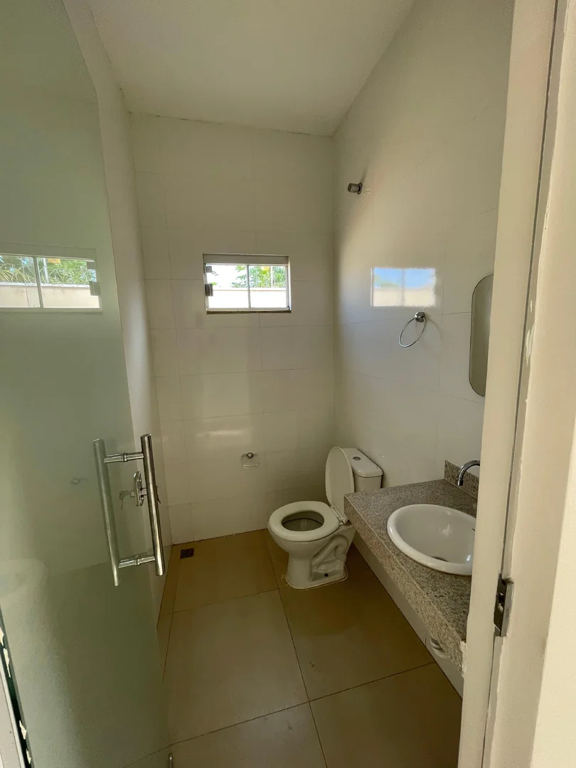 Vendo casa de alto padra localizado no setor Jardim America em Porto Nacional-TO — Miniatura 12