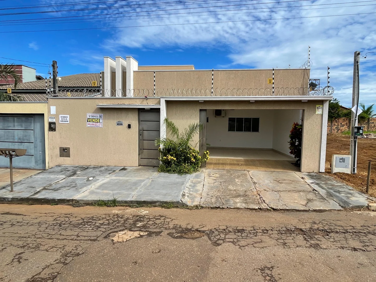Vendo casa de alto padra localizado no setor Jardim America em Porto Nacional-TO