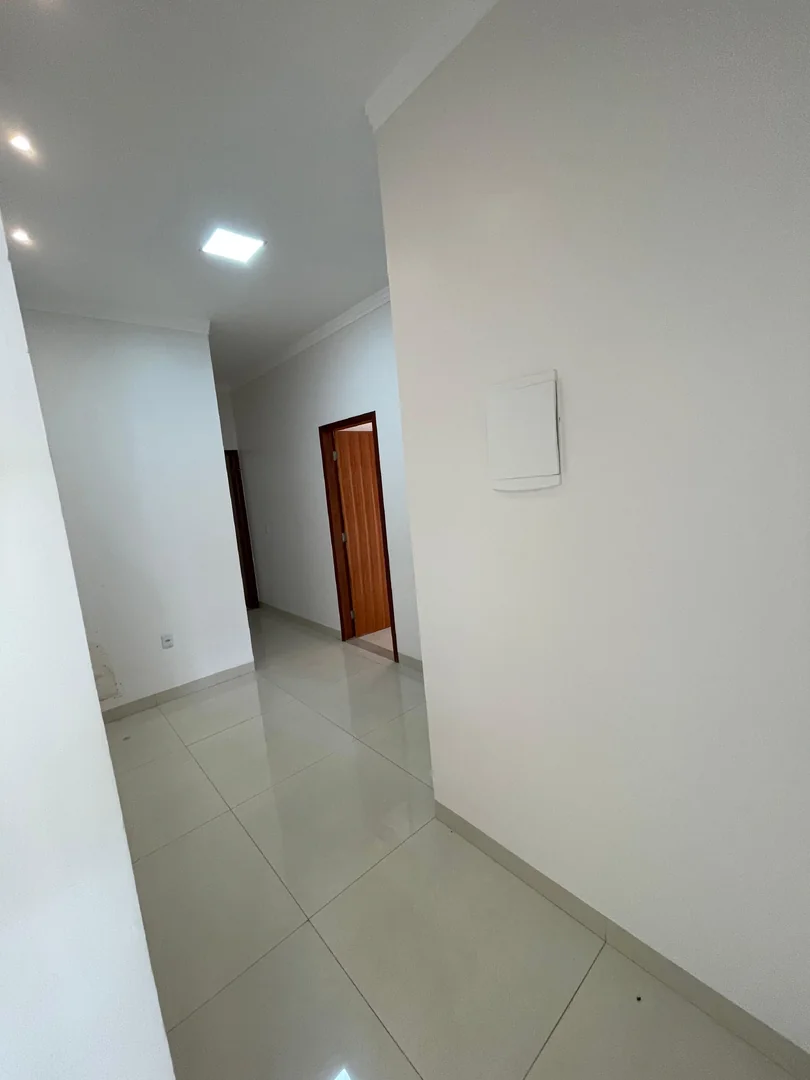 Vendo casa de alto padra localizado no setor Jardim America em Porto Nacional-TO — Miniatura 5