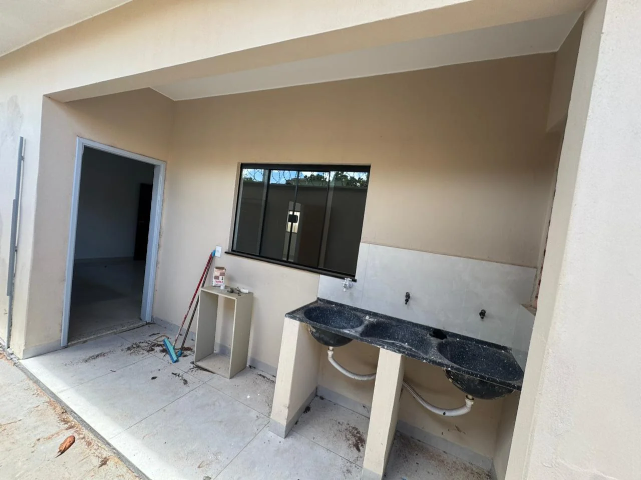 Vendo casa com 04 suites na larje no setor jardim dos Ypes em Porto Nacional-TO — Miniatura 22