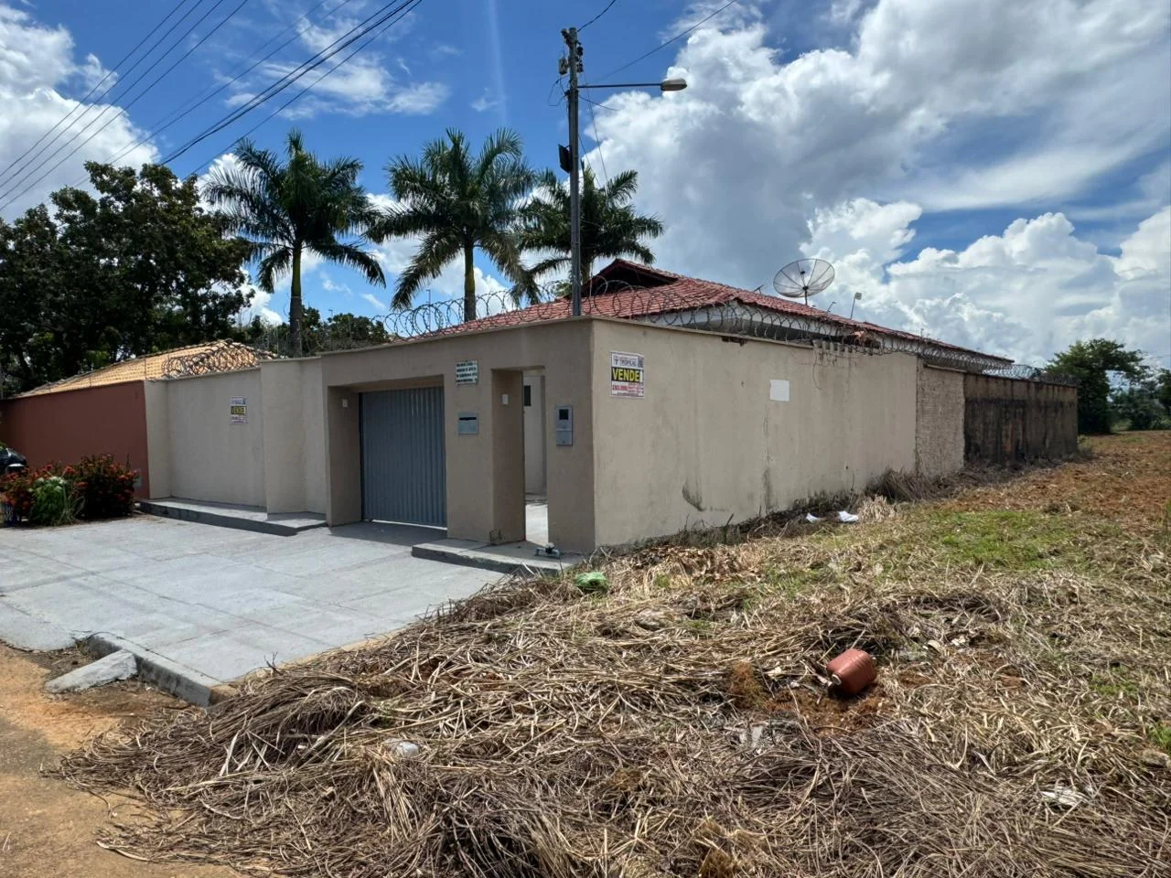 Vendo casa com 04 suites na larje no setor jardim dos Ypes em Porto Nacional-TO — Miniatura 2