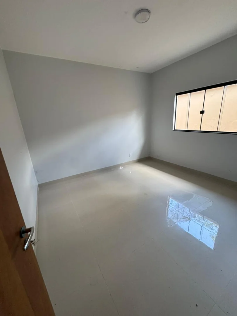 Vendo casa com 04 suites na larje no setor jardim dos Ypes em Porto Nacional-TO — Miniatura 15