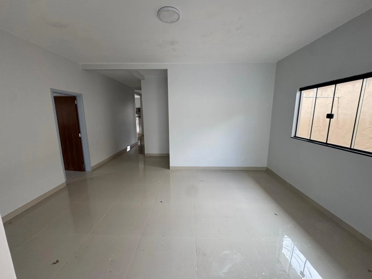 Vendo casa com 04 suites na larje no setor jardim dos Ypes em Porto Nacional-TO — Miniatura 6