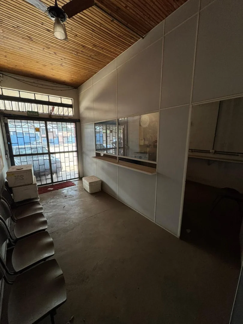 Aluga-se sala comercial no Jd Brasília em Porto Nacional-To. — Miniatura 10